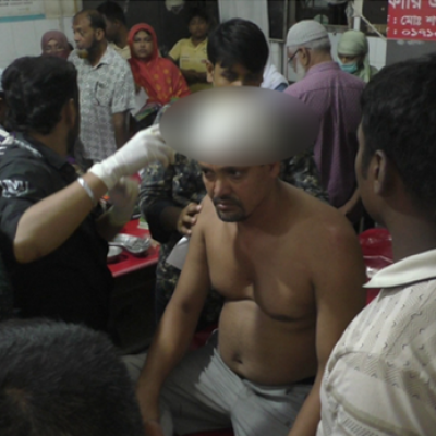 নড়াইলে একই পরিবারের ৬ জনকে কুপিয়ে আহত