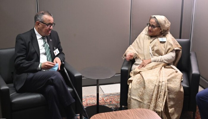 বিশ্ব স্বাস্থ্য সংস্থার মহাপরিচালকের সঙ্গে প্রধানমন্ত্রীর বৈঠক