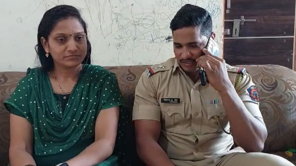 বিশ্বকাপ লটারিতে দেড় কোটি জিতে বিপাকে পুলিশ কর্মকর্তা