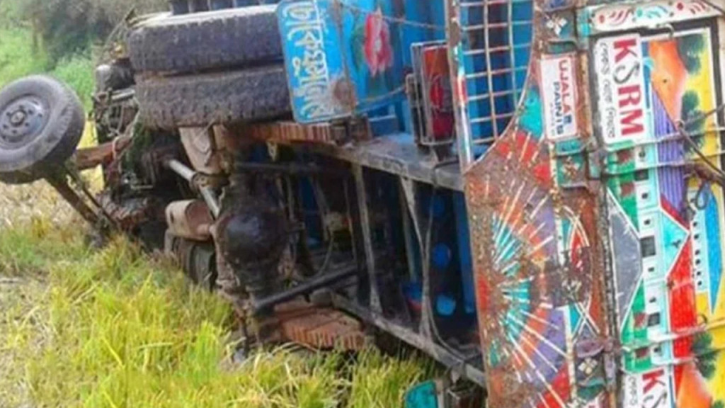 ইজতেমা থেকে ফেরার পথে ট্রাক দুর্ঘটনায় নিহত বেড়ে ৩