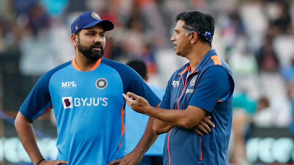 বিশ্বকাপ দলে নিজেকেও ‘অটো চয়েজ’ দেখছেন না রোহিত