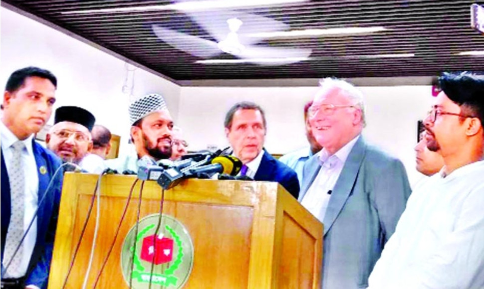 অসাংবিধানিক তত্ত্বাবধায়ক সরকার: ইসির সঙ্গে বৈঠক শেষে ৪ দেশের প্রতিনিধিদল