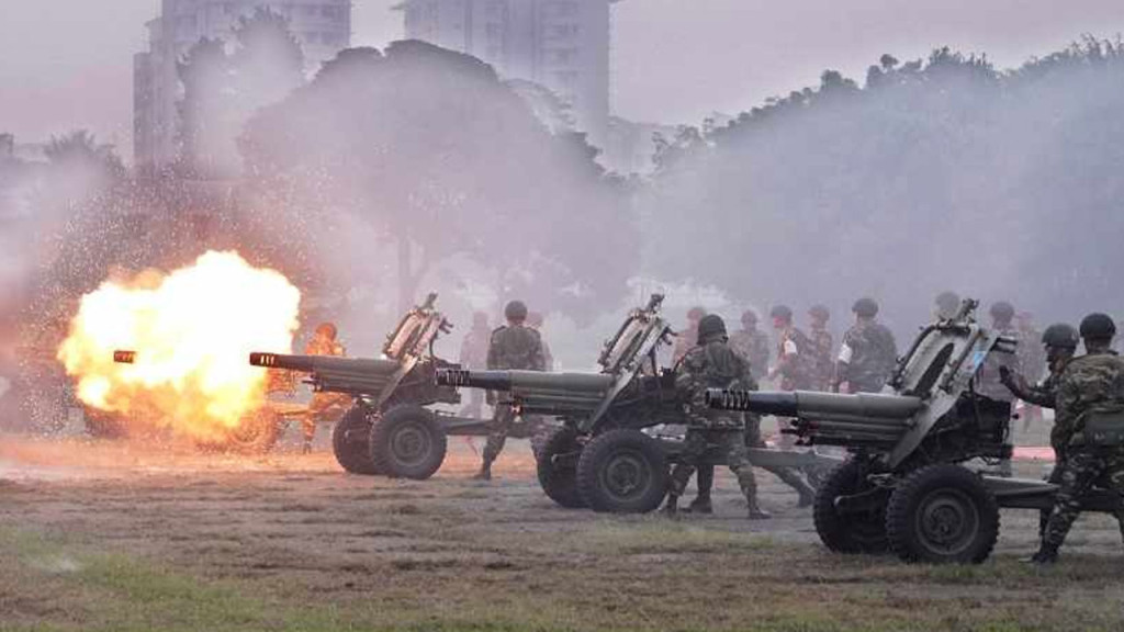 মহান বিজয় দিবস উপলক্ষ্যে ৩১ বার তোপধ্বনি