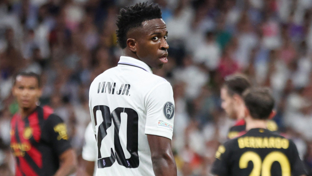 ভিনিসিয়ুসের জার্সি পরায় শিশুকে গালি–হত্যার হুমকি