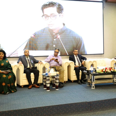 মিয়ানমারে তুমুল সংঘর্ষ, ভারতে পালাচ্ছেন হাজার হাজার বাসিন্দা