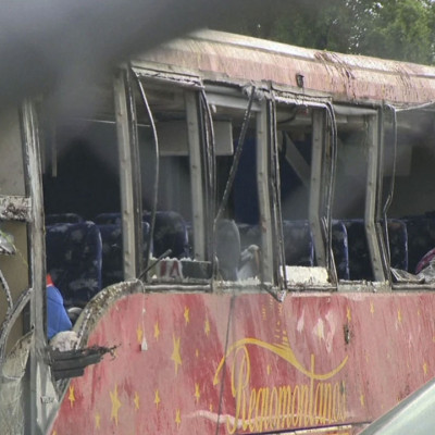 ঋতুর বৈচিত্রে প্রকৃতির অপরূপ সৌন্দর্য ‘কাশফুল’