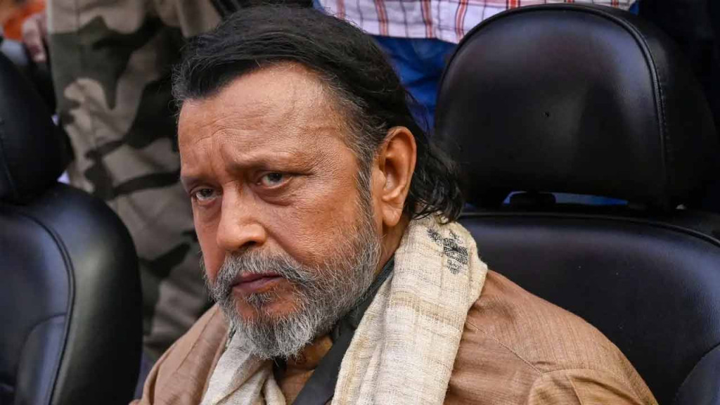 আদালতে ১০০ কোটি রুপির মানহানি মামলা মিঠুনের