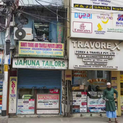 কলকাতায় বাধ্যতামূলক করা হলো বাংলা সাইনবোর্ড