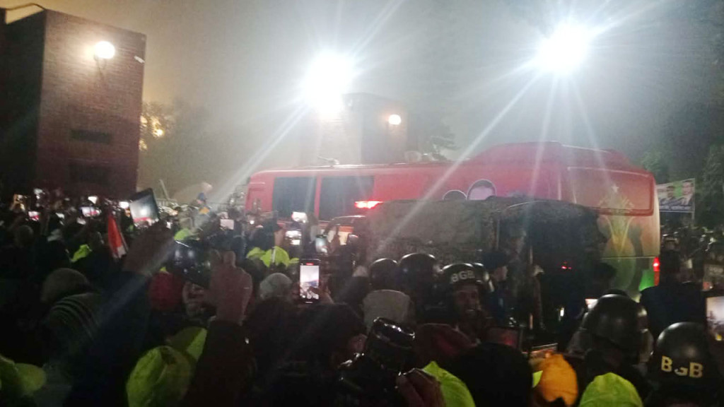 বীর শহীদদের স্মরণে জাতীয় স্মৃতিসৌধে তারেক রহমান