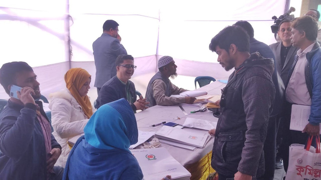 প্রযুক্তি কাজে লাগিয়ে চিংড়ি উৎপাদন বাড়ানোর আহ্বান