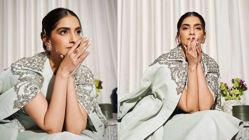 এই ভূমিতে একই আকাশের নিচে গড়ে উঠেছে মন্দির-মসজিদ : সোনাম