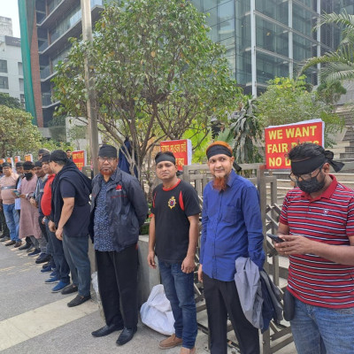 চিত্রায় গ্রাম বাংলার ঐতিহ্যবাহী সুলতান নৌকাবাইচ অনুষ্ঠিত