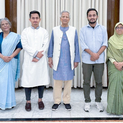 জুলাই স্মৃতি ফাউন্ডেশনের সম্পাদক সারজিস, প্রধান নির্বাহী স্নিগ্ধ