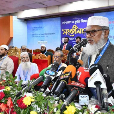 নির্বাচনের পথে হাঁটছে সরকার, ইসির সিগন্যাল পেলেই তারিখ ঘোষণা