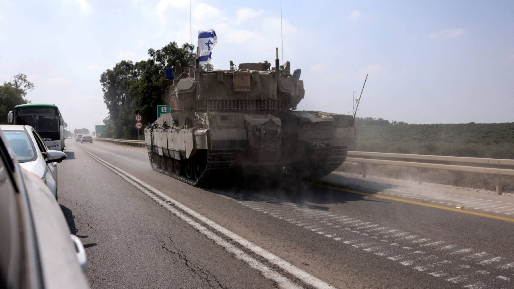 গাজার কাছে এক লাখ সেনা জড়ো করেছে ইসরায়েল