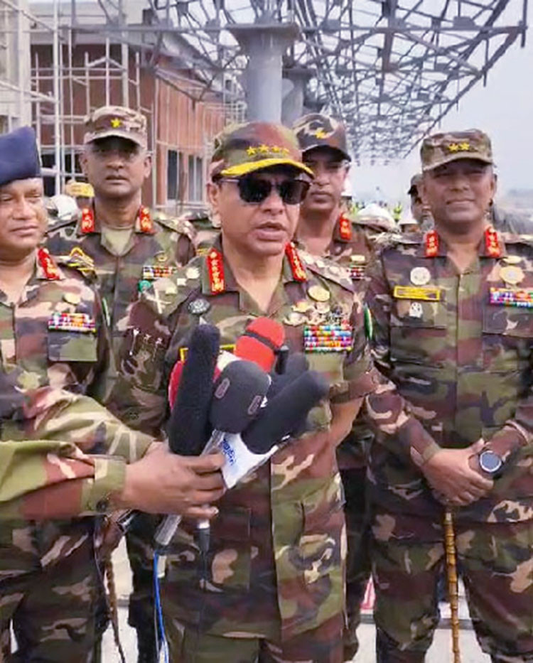 নড়াইলে বিভিন্ন কার্যক্রম পরিদর্শন করলেন সেনাপ্রধান