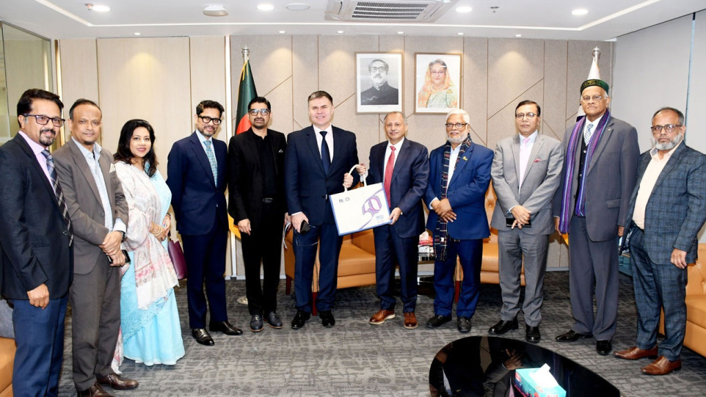 অটোমোবাইল-এভিয়েশনে বিনিয়োগের সুযোগ দেখছে স্লোভাকিয়া