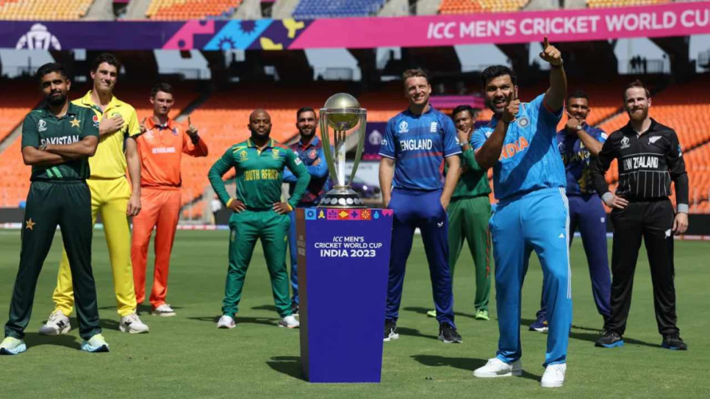 প্রথম রাউন্ড শেষে পয়েন্ট টেবিলে কে কোথায়?